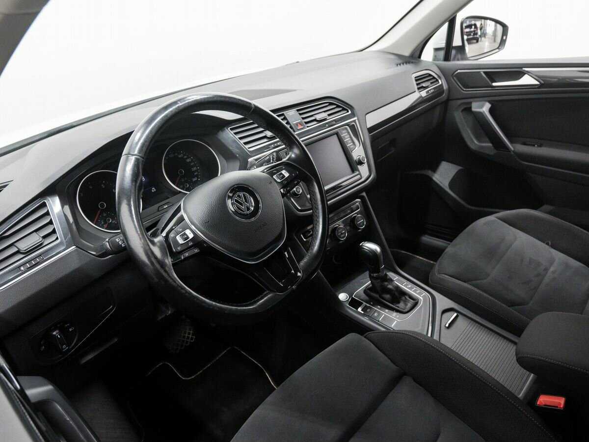 Volkswagen Tiguan, 2017 Фото №15