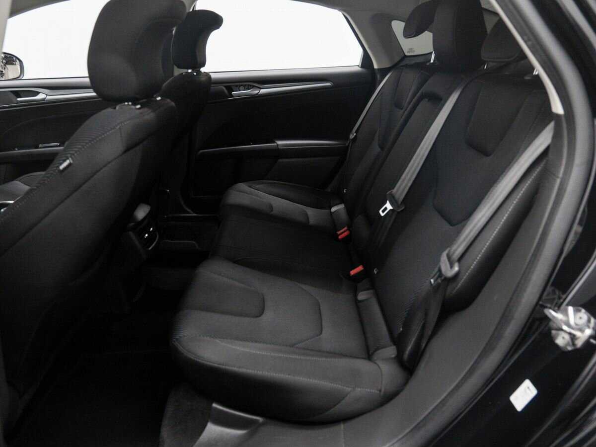 Ford Mondeo, 2017 Фото №13