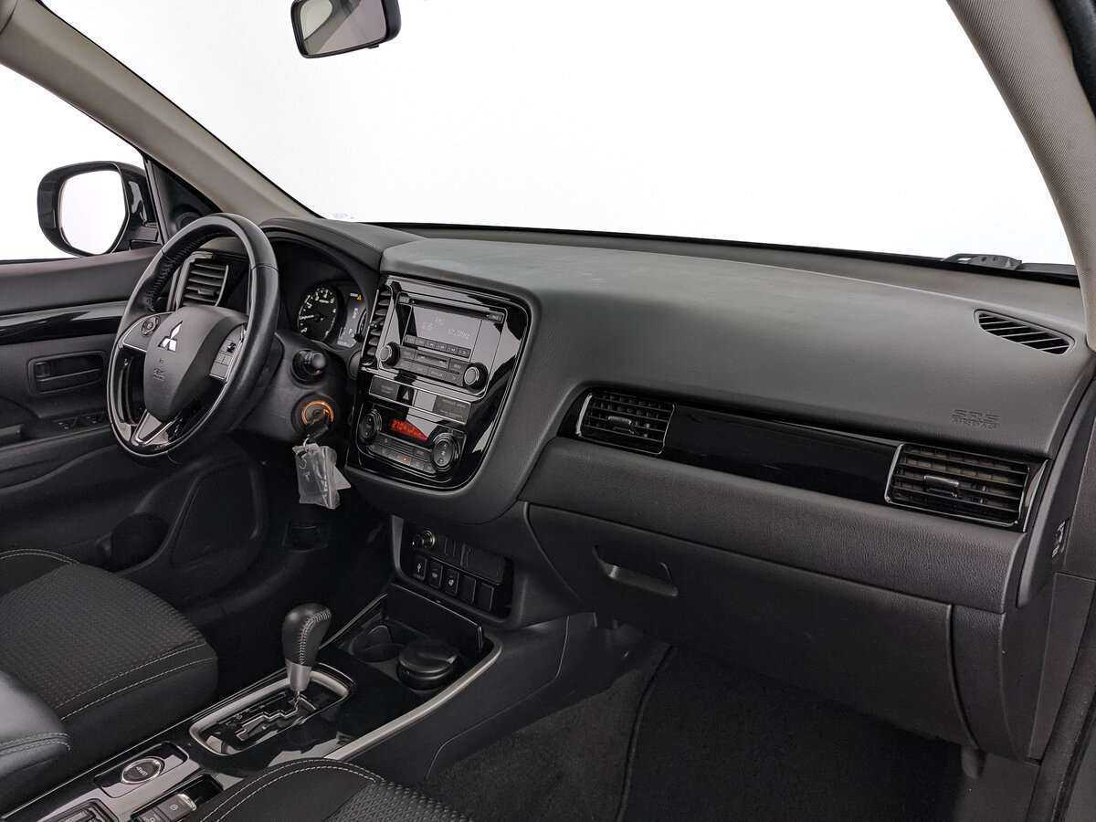 Mitsubishi Outlander, 2019 Фото №9
