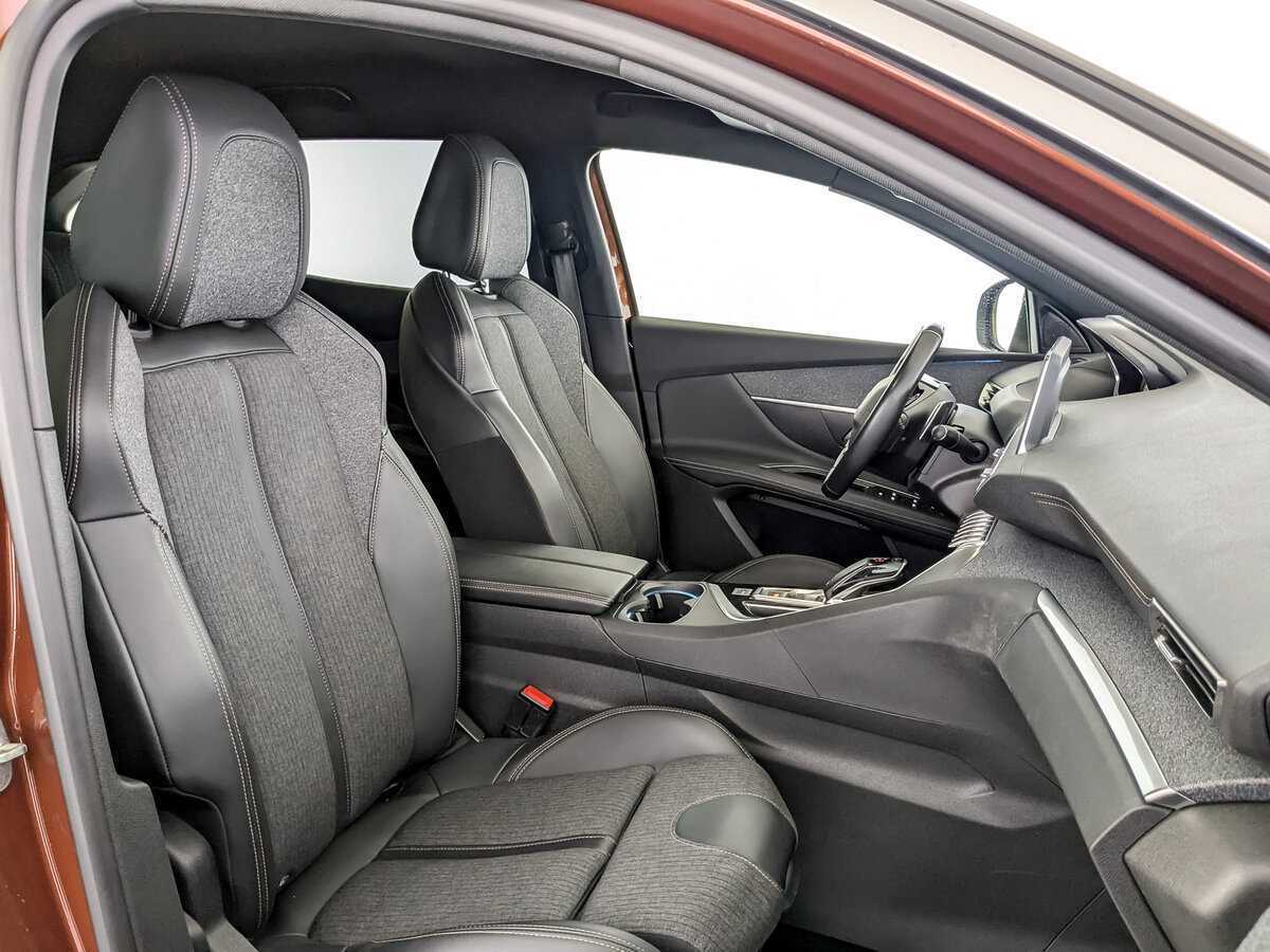 Peugeot 3008, 2019 Фото №23