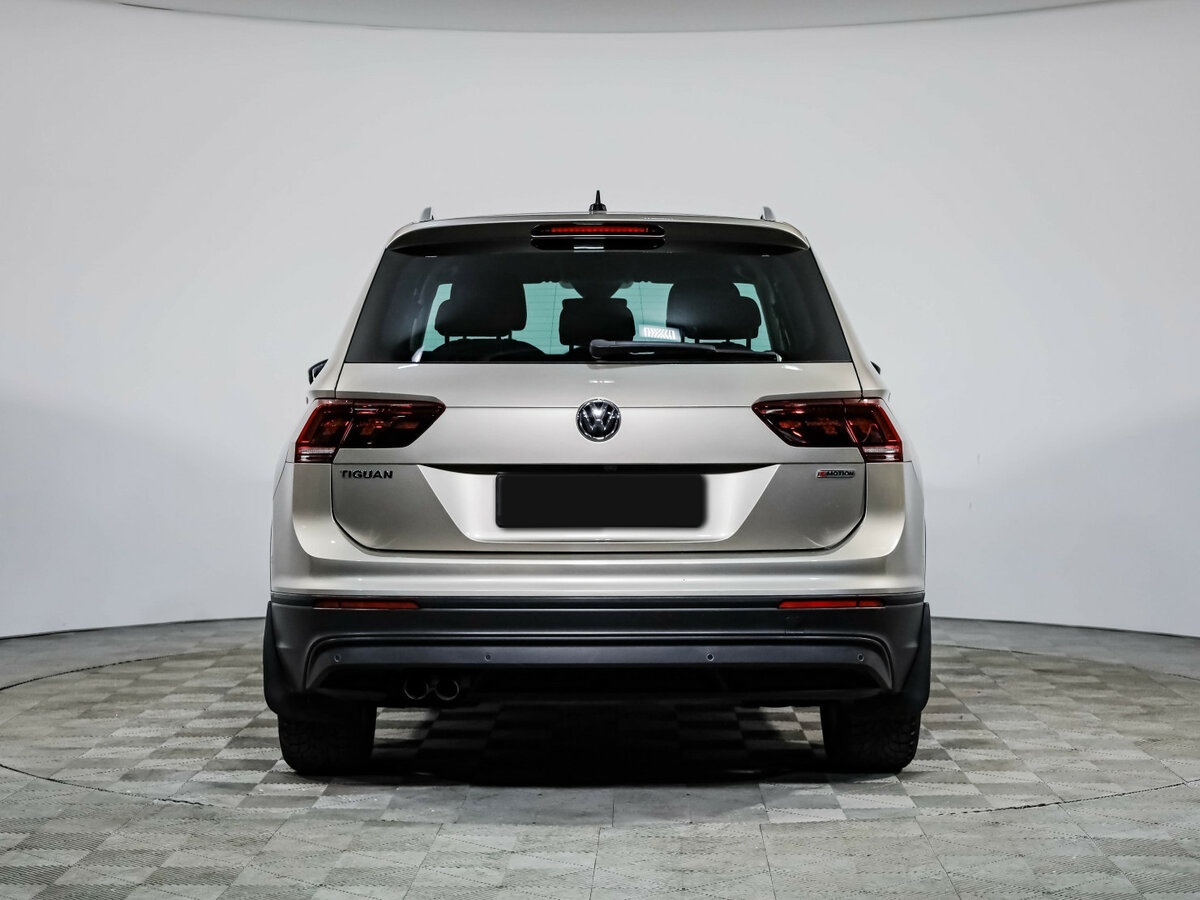 Volkswagen Tiguan II, 2020 Фото №6