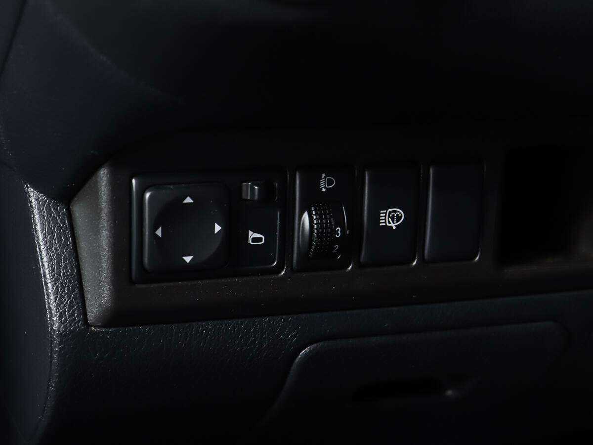 Nissan Note, 2012 Фото №11