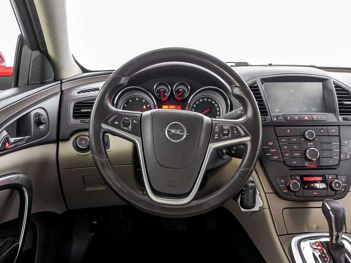 Opel Insignia, 2012 Фото №17