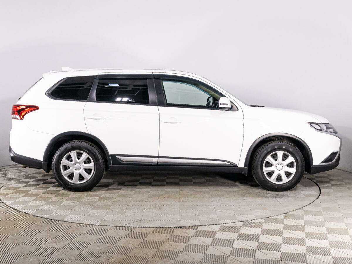 Mitsubishi Outlander, 2019 Фото №4