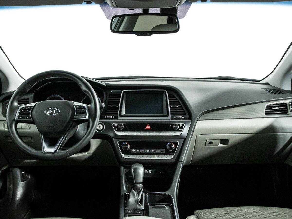 Hyundai Sonata, 2018 Фото №13