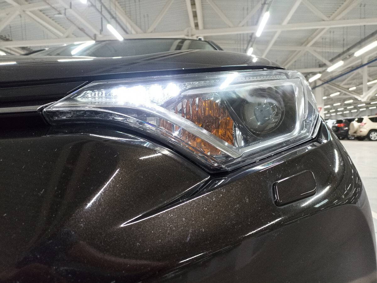 Toyota RAV4, 2016 Фото №17