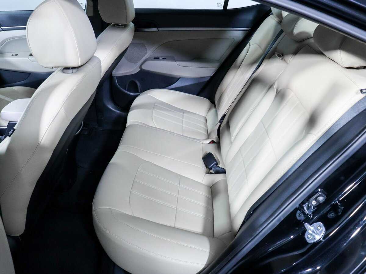 Hyundai Elantra, 2018 Фото №7