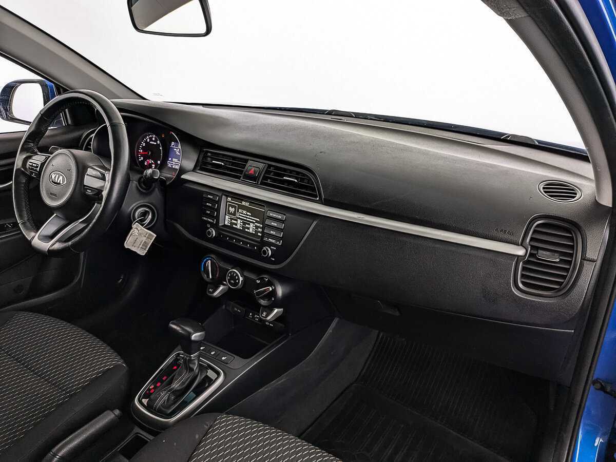 Kia Rio X-Line, 2019 Фото №10
