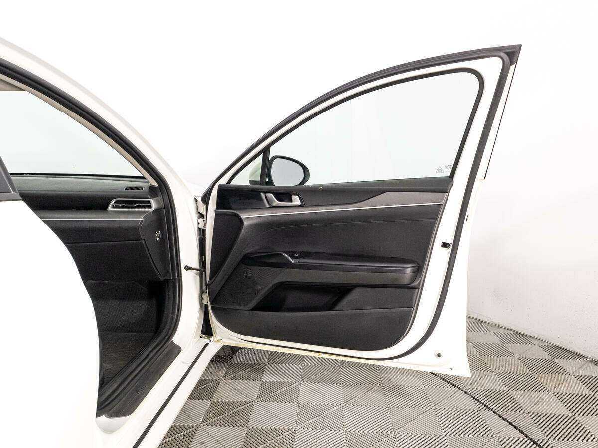 Kia K5, 2020 Фото №25