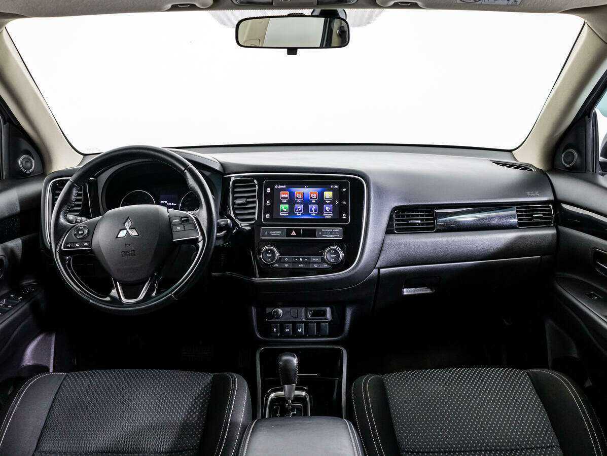 Mitsubishi Outlander, 2018 Фото №11