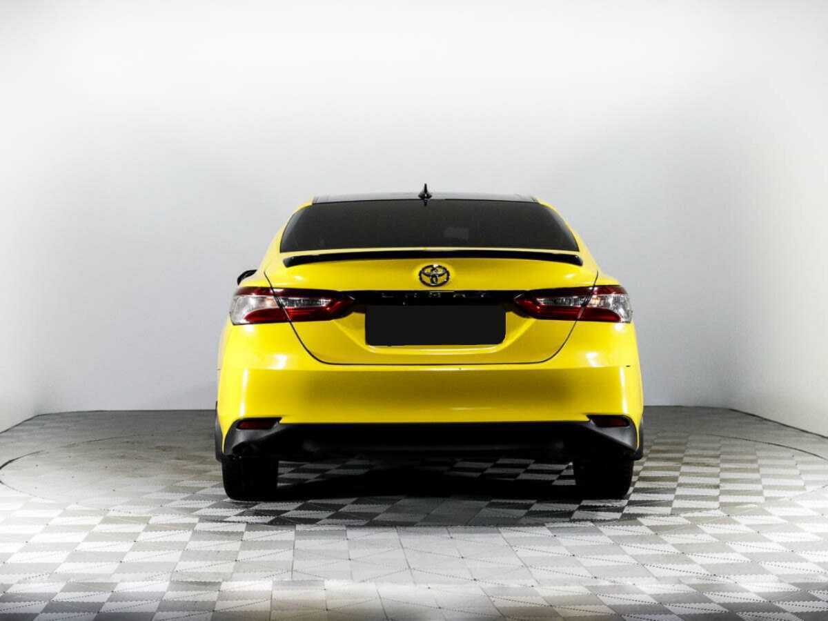 Toyota Camry, 2021 Фото №6