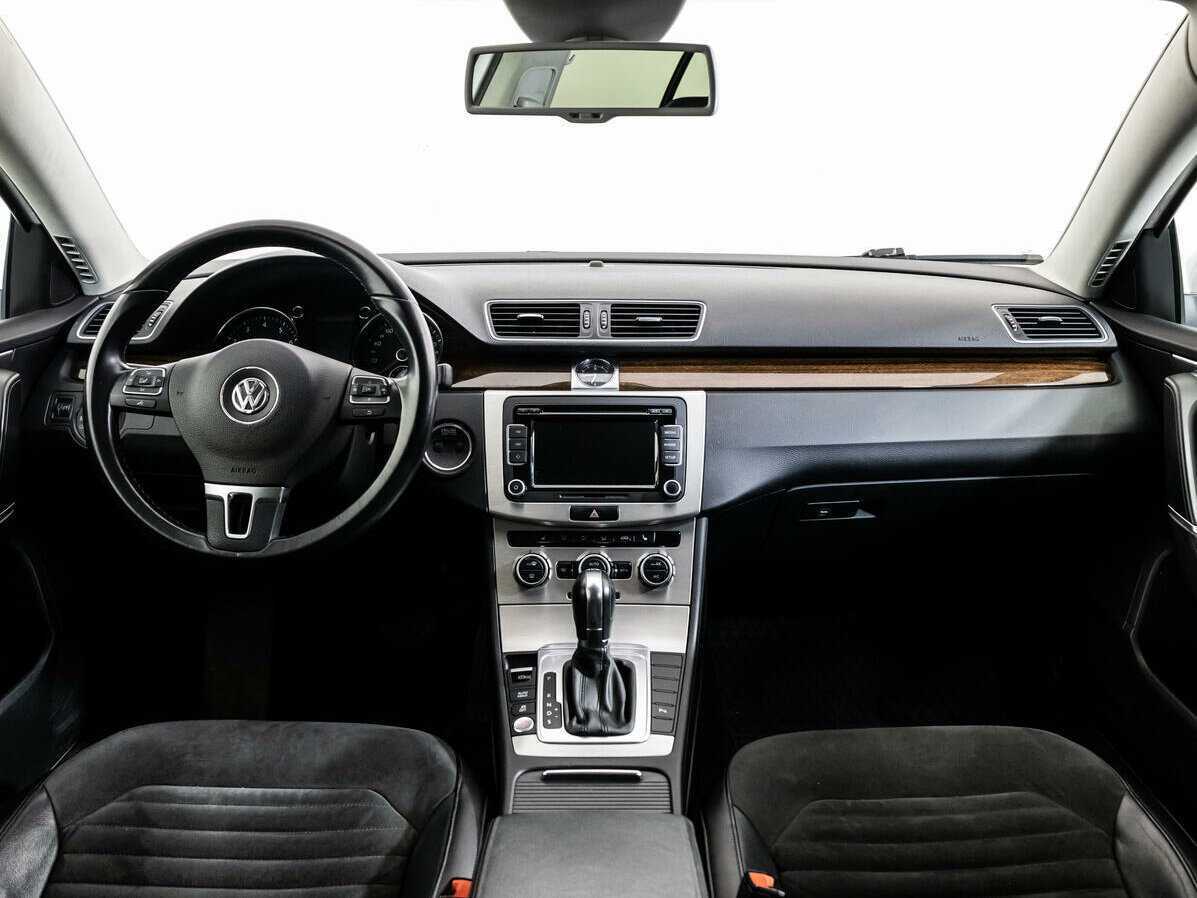 Volkswagen Passat, 2013 Фото №8