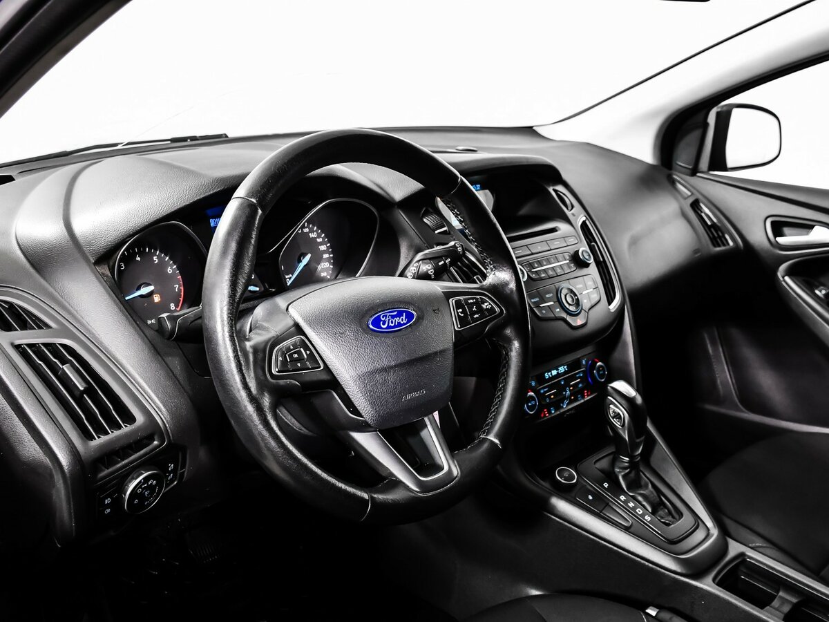Ford Focus III Рестайлинг, 2015 Фото №10