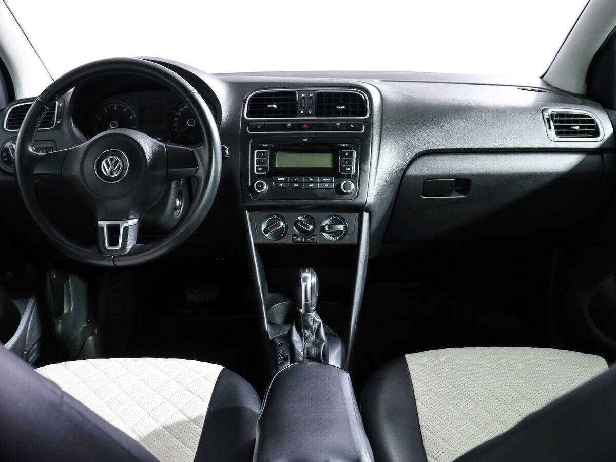 Volkswagen Polo, 2012 Фото №12