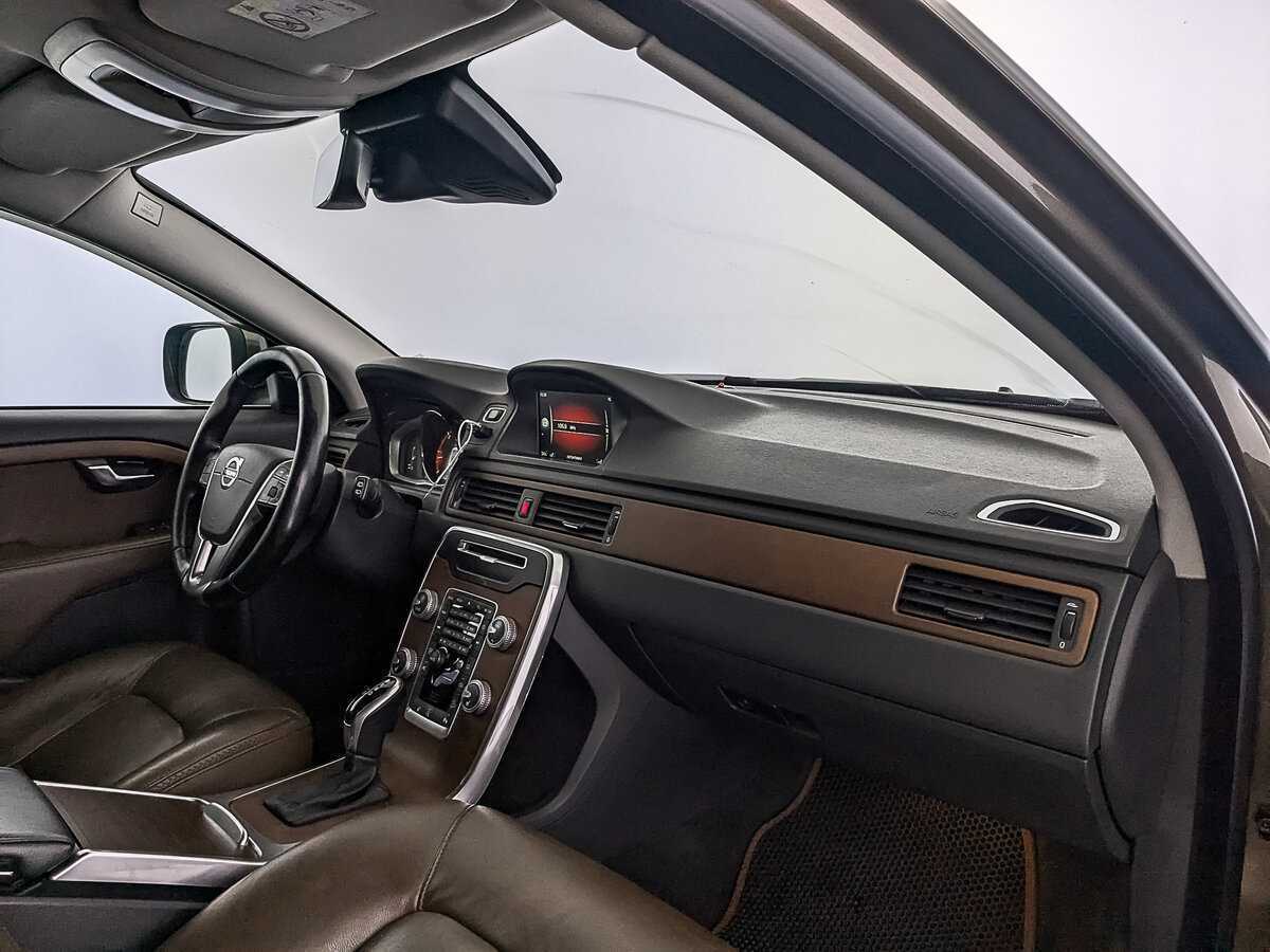 Volvo XC70, 2015 Фото №13