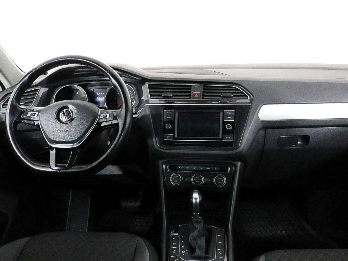 Volkswagen Tiguan, 2017 Фото №10