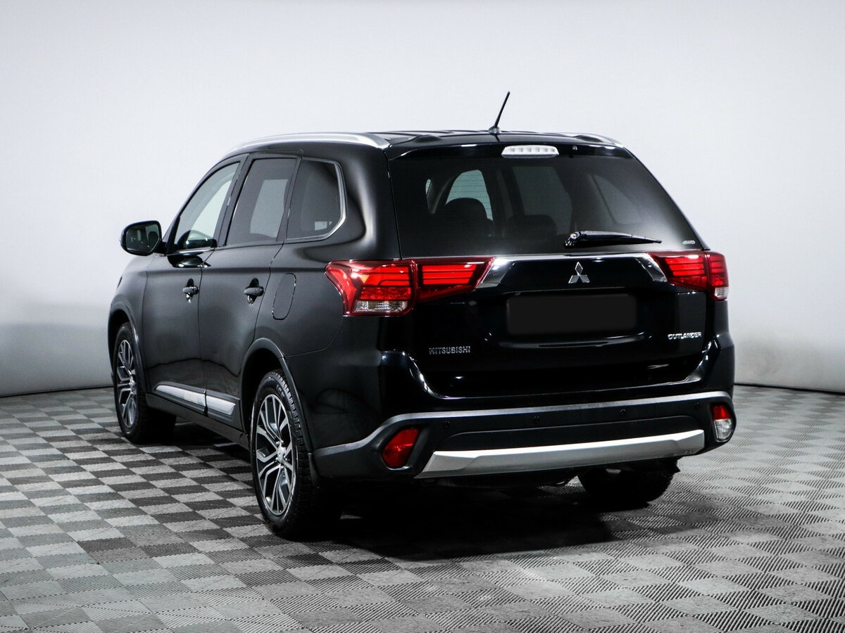 Mitsubishi Outlander III Рестайлинг 2, 2015 Фото №7