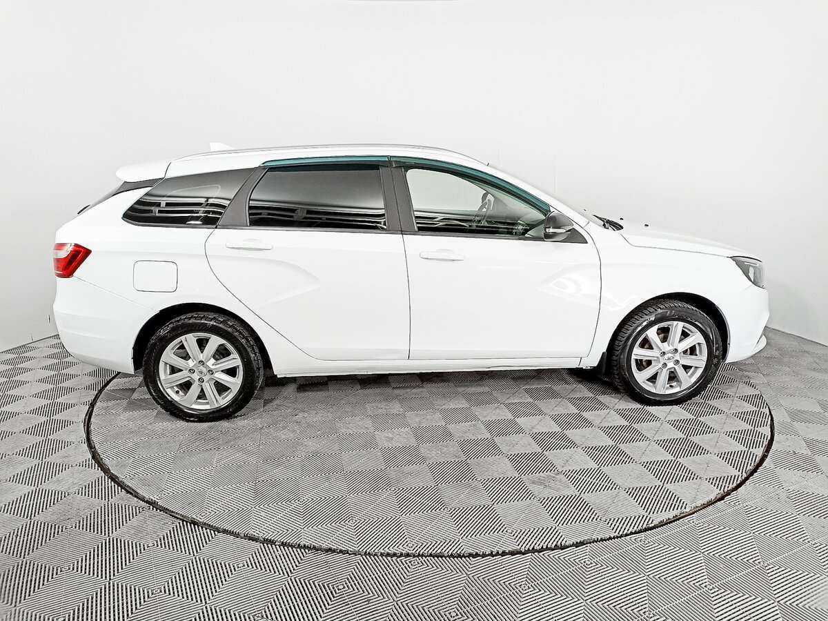 Lada (ВАЗ) Vesta SW, 2020 Фото №4