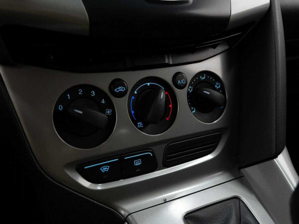 Ford Focus, 2013 Фото №20