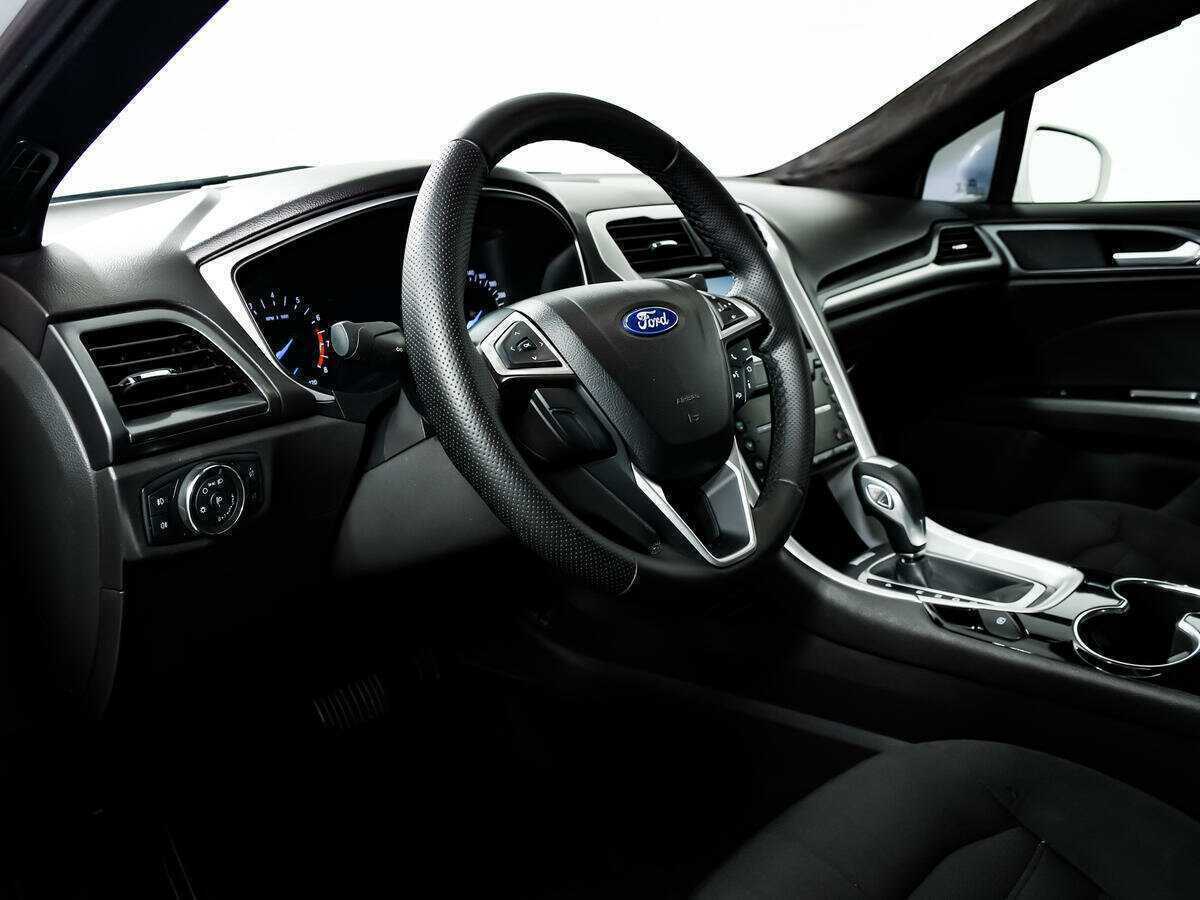 Ford Mondeo, 2015 Фото №13