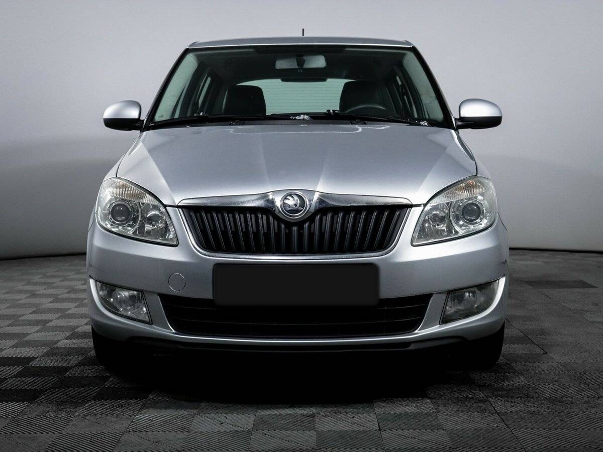 Skoda Fabia II Рестайлинг, 2014 Фото №2