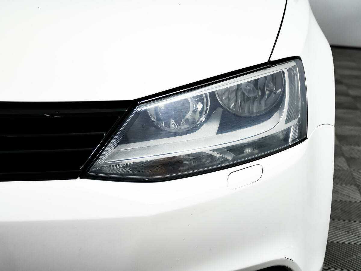 Volkswagen Jetta, 2012 Фото №15