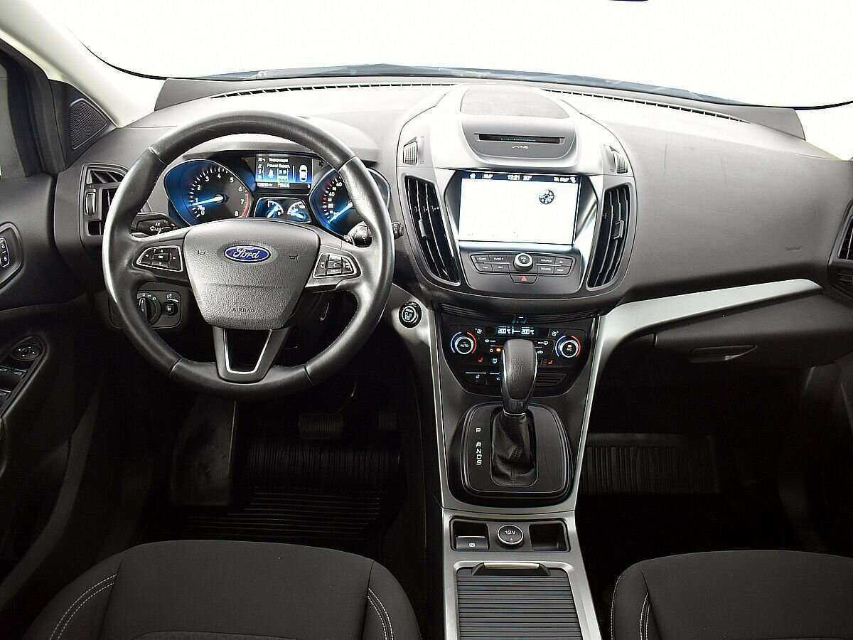 Ford Kuga, 2018 Фото №12