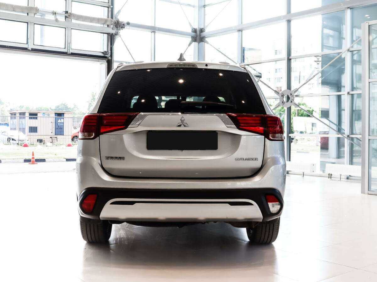 Mitsubishi Outlander, 2019 Фото №6