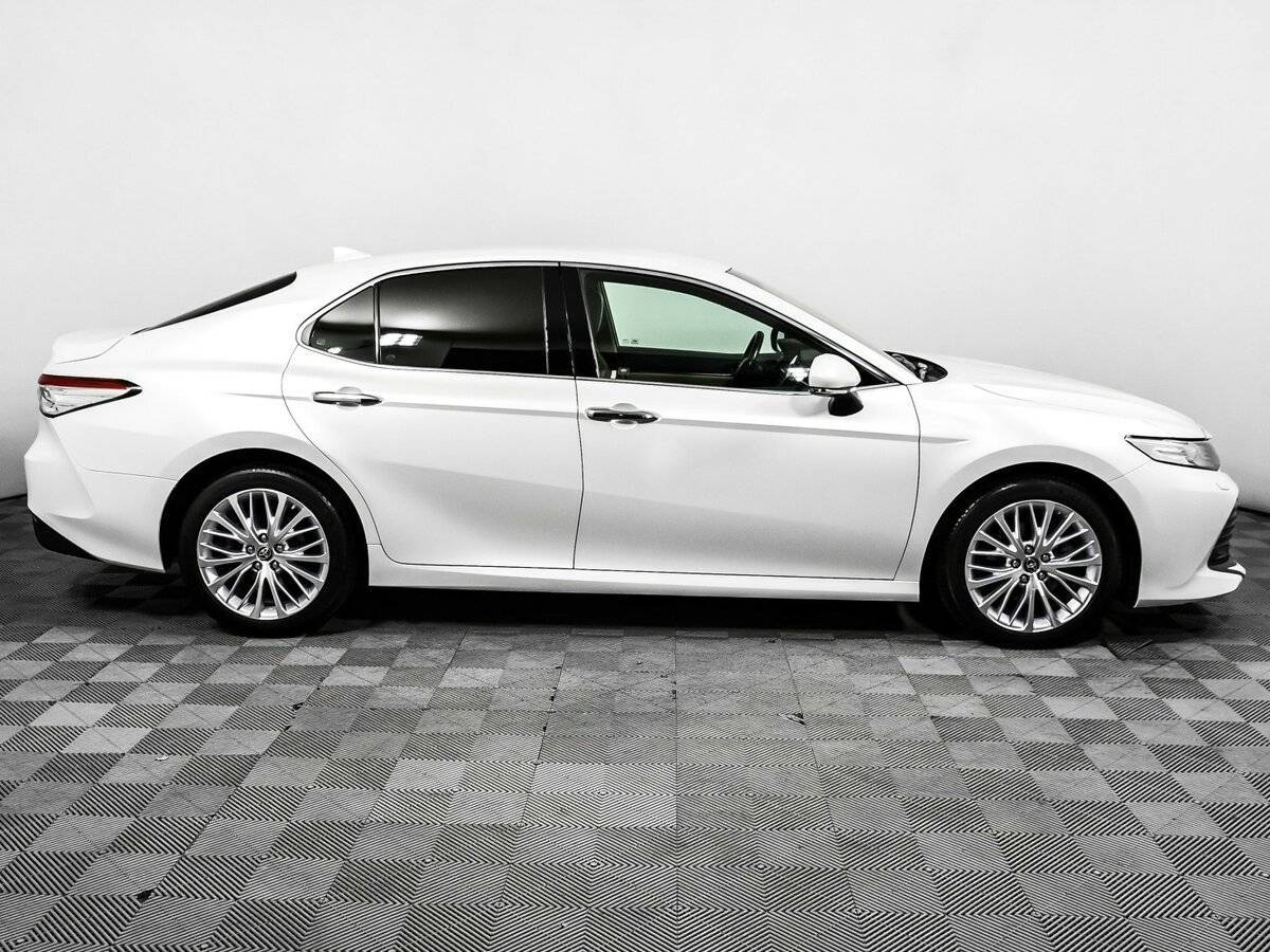 Toyota Camry, 2020 Фото №4