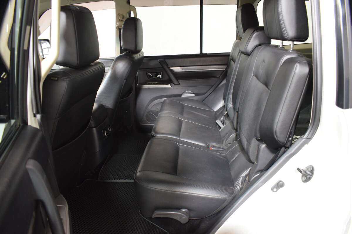 Mitsubishi Pajero, 2014 Фото №10