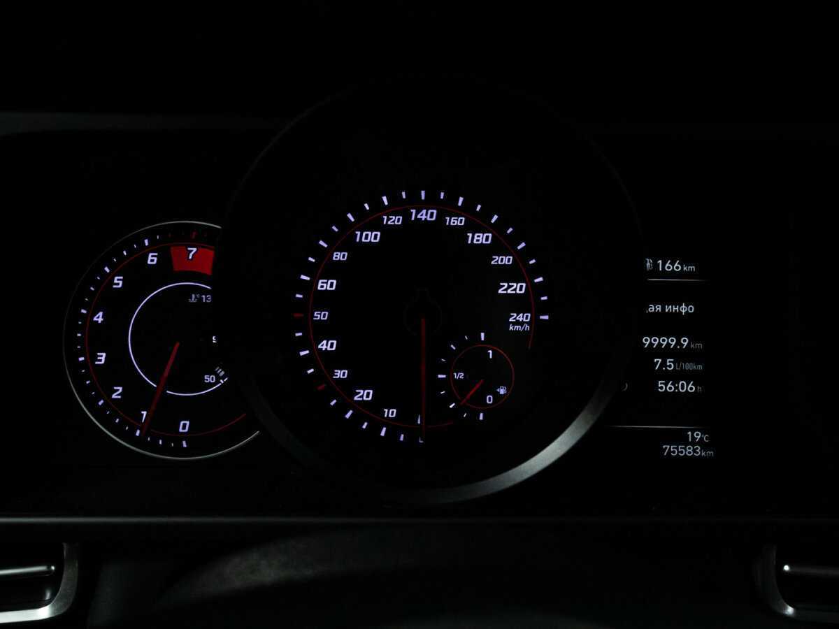 Hyundai Elantra, 2021 Фото №12