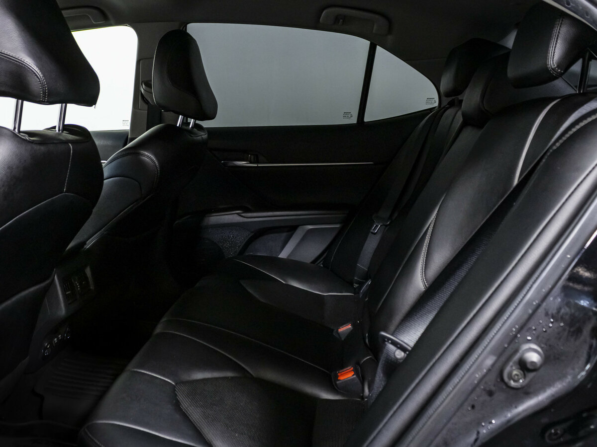 Toyota Camry VIII (XV70) Рестайлинг, 2021 Фото №11