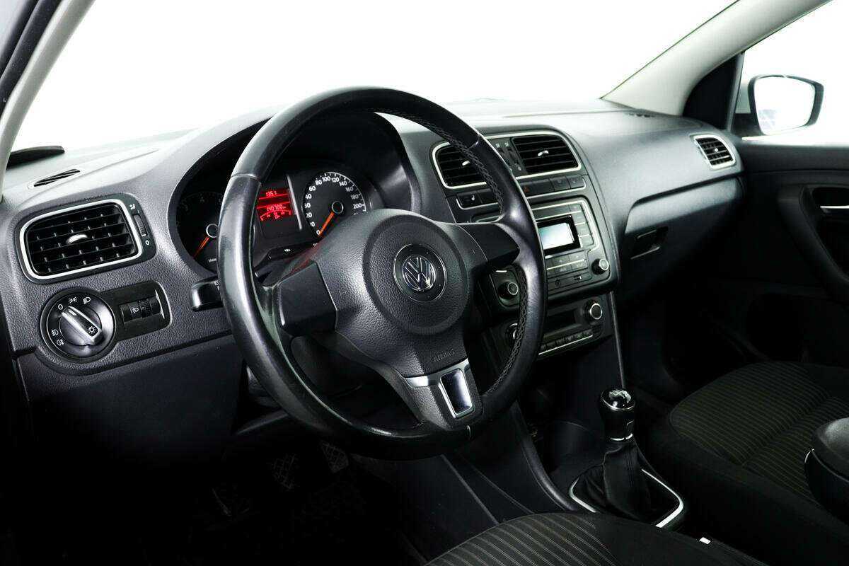Volkswagen Polo, 2012 Фото №13