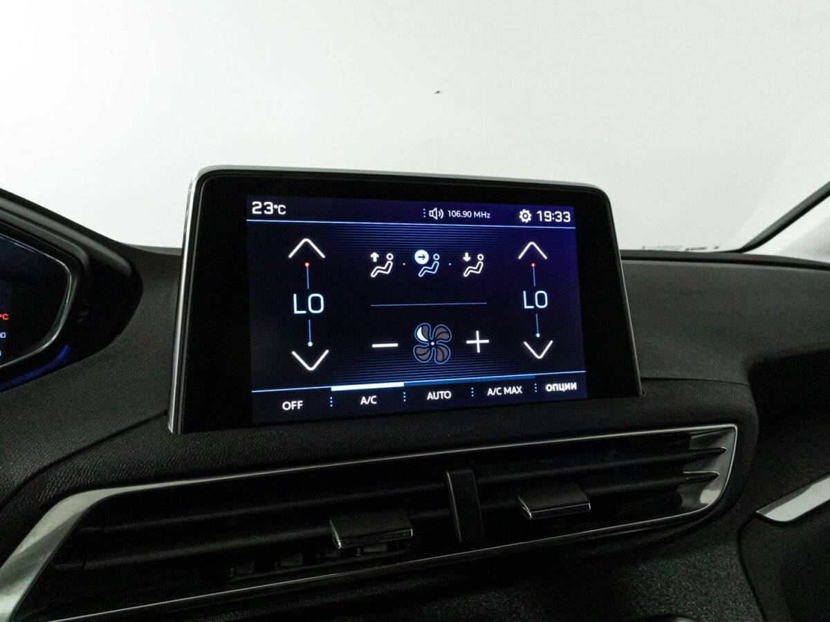 Peugeot 3008, 2017 Фото №17