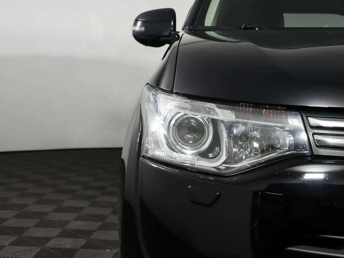 Mitsubishi Outlander, 2012 Фото №24