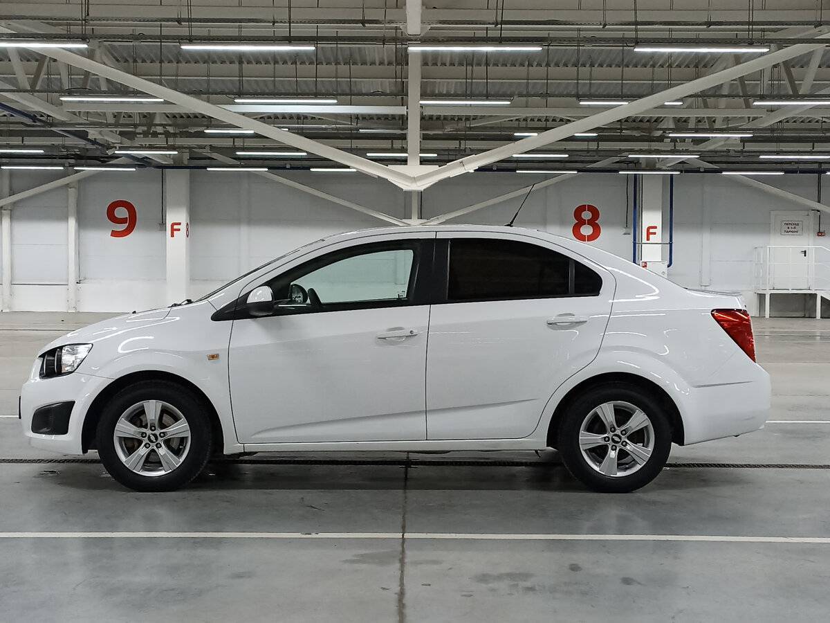 Chevrolet Aveo, 2012 Фото №8