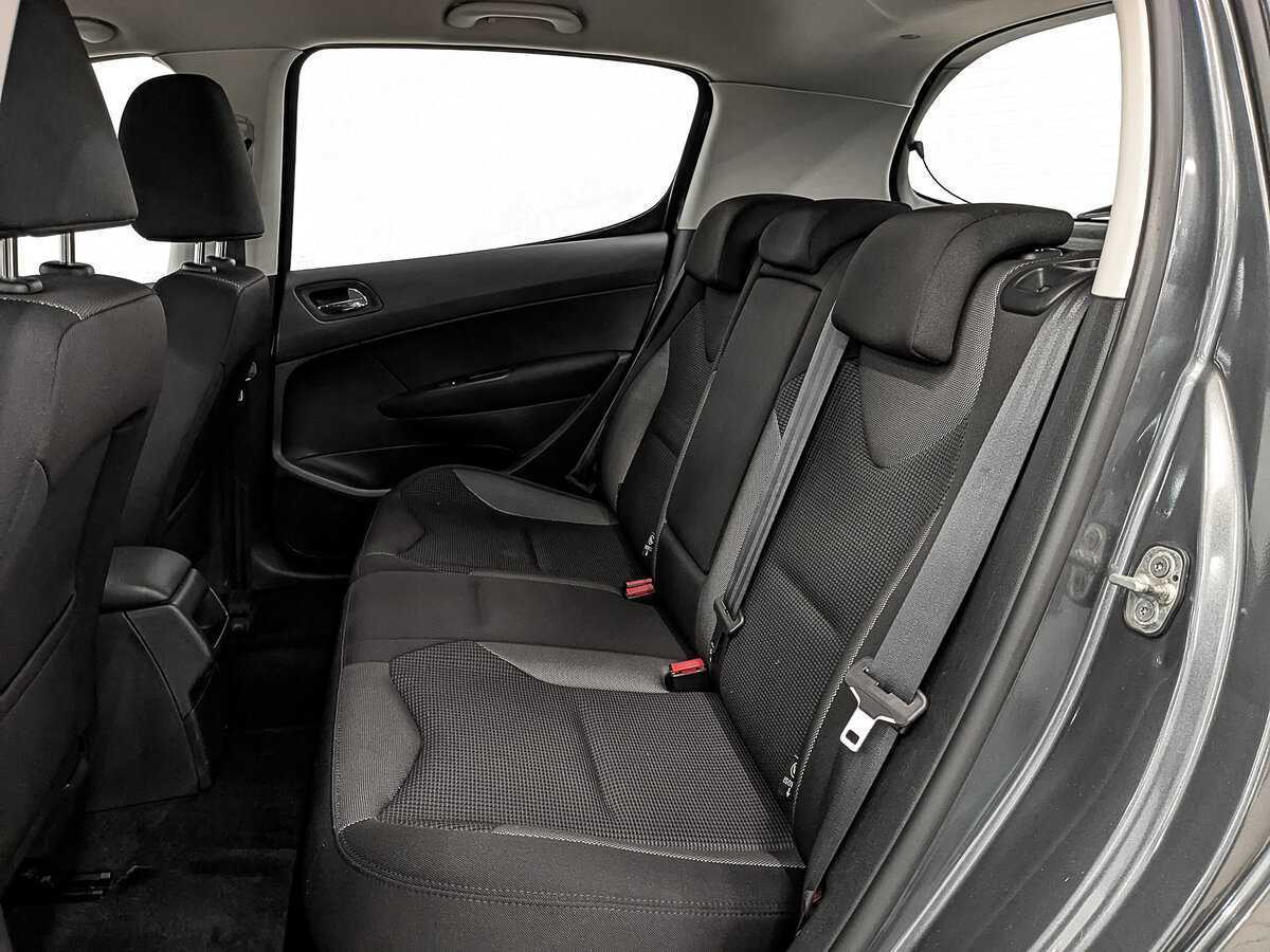 Peugeot 308, 2012 Фото №12