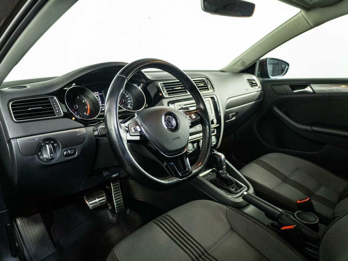 Volkswagen Jetta, 2016 Фото №10