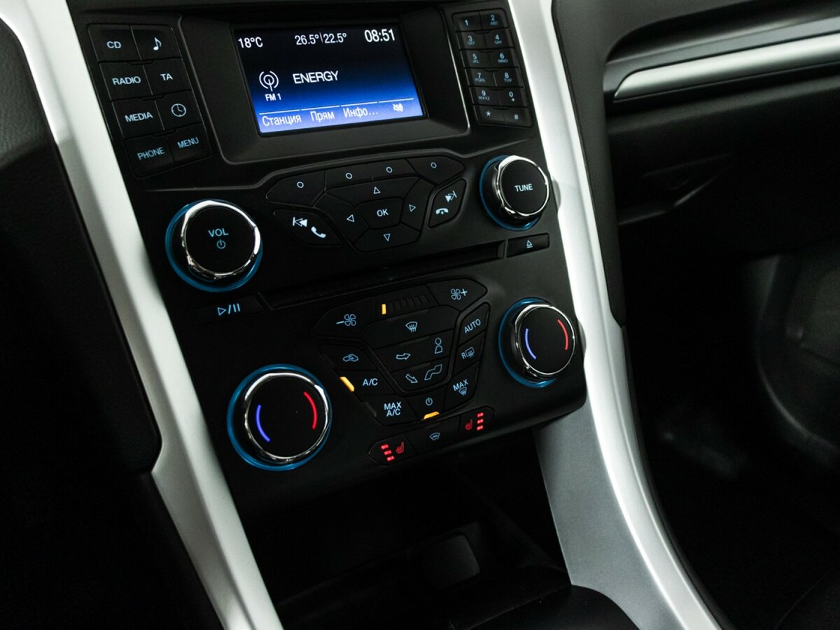 Ford Mondeo V, 2018 Фото №15