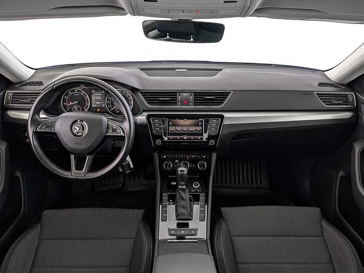 Skoda Superb, 2018 Фото №14