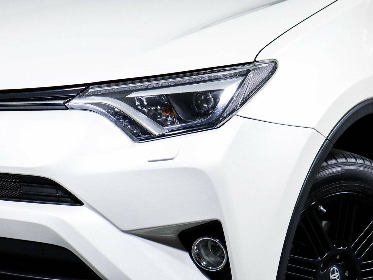 Toyota RAV4, 2017 Фото №13