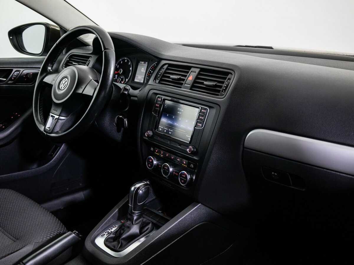 Volkswagen Jetta, 2012 Фото №19