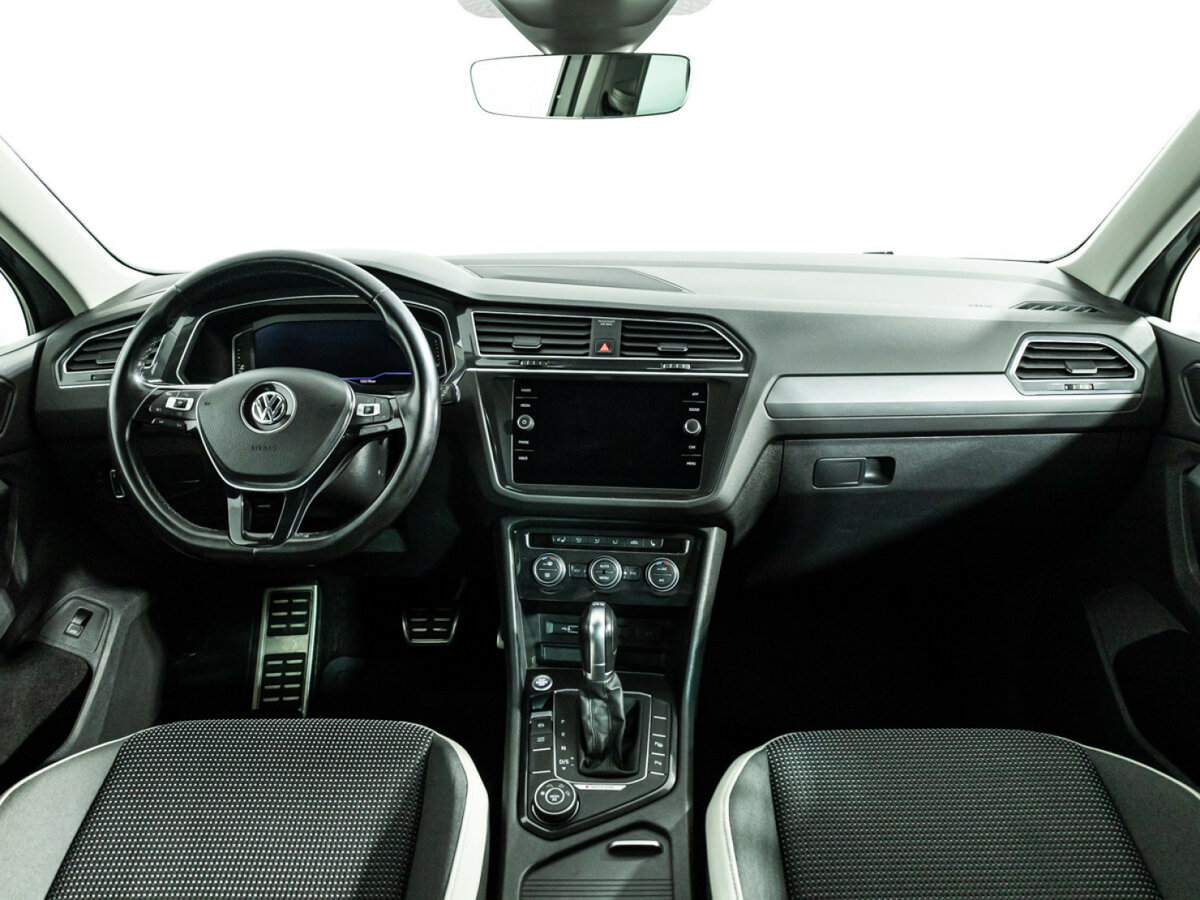 Volkswagen Tiguan II, 2019 Фото №13