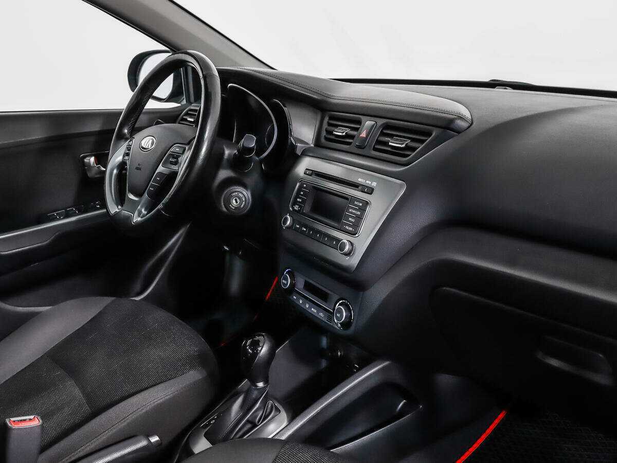 Kia Rio, 2017 Фото №11