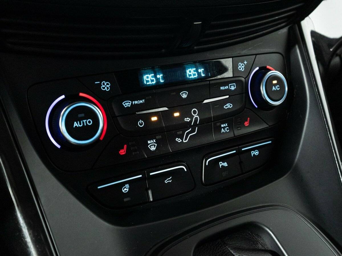 Ford Kuga, 2017 Фото №15