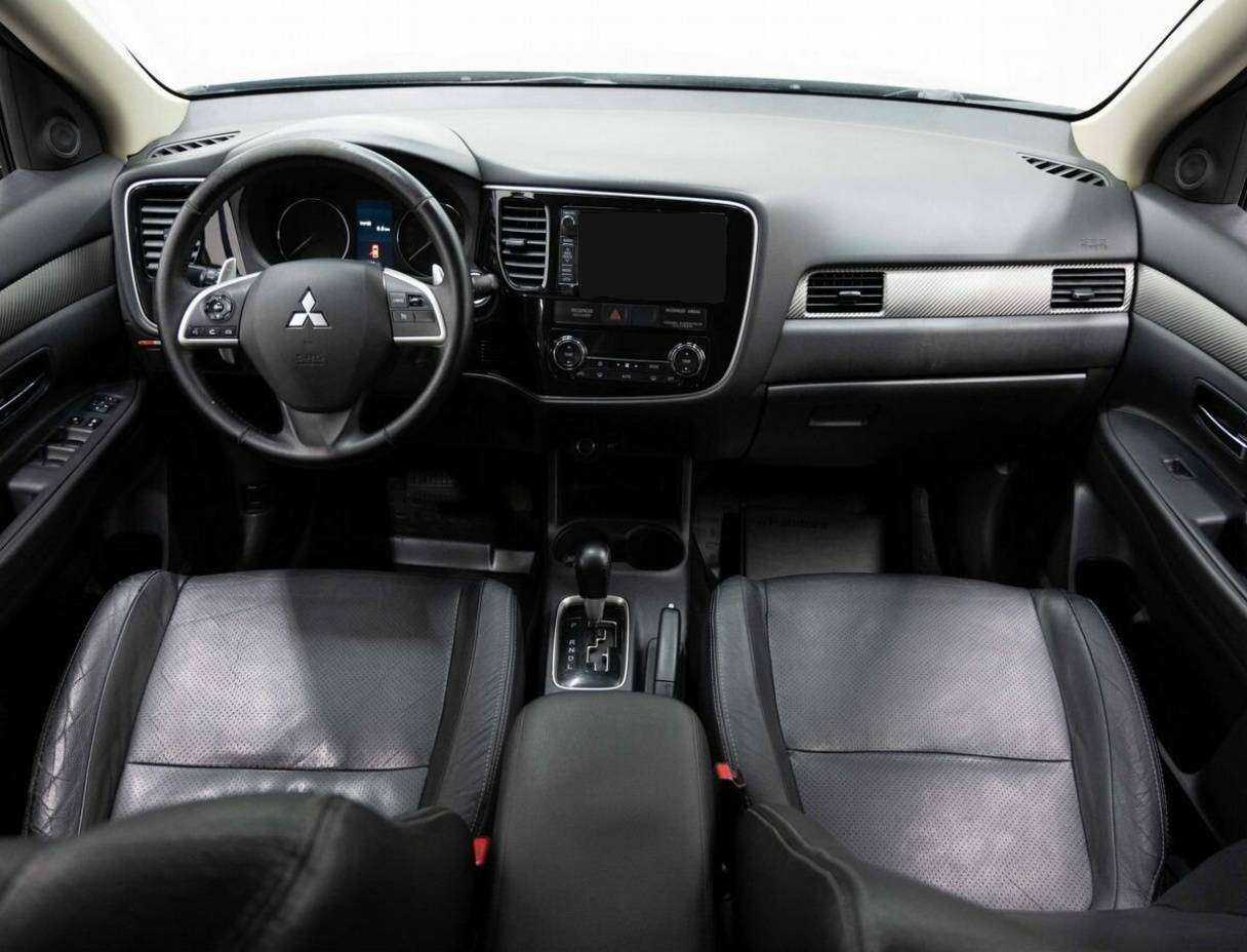Mitsubishi Outlander, 2013 Фото №13