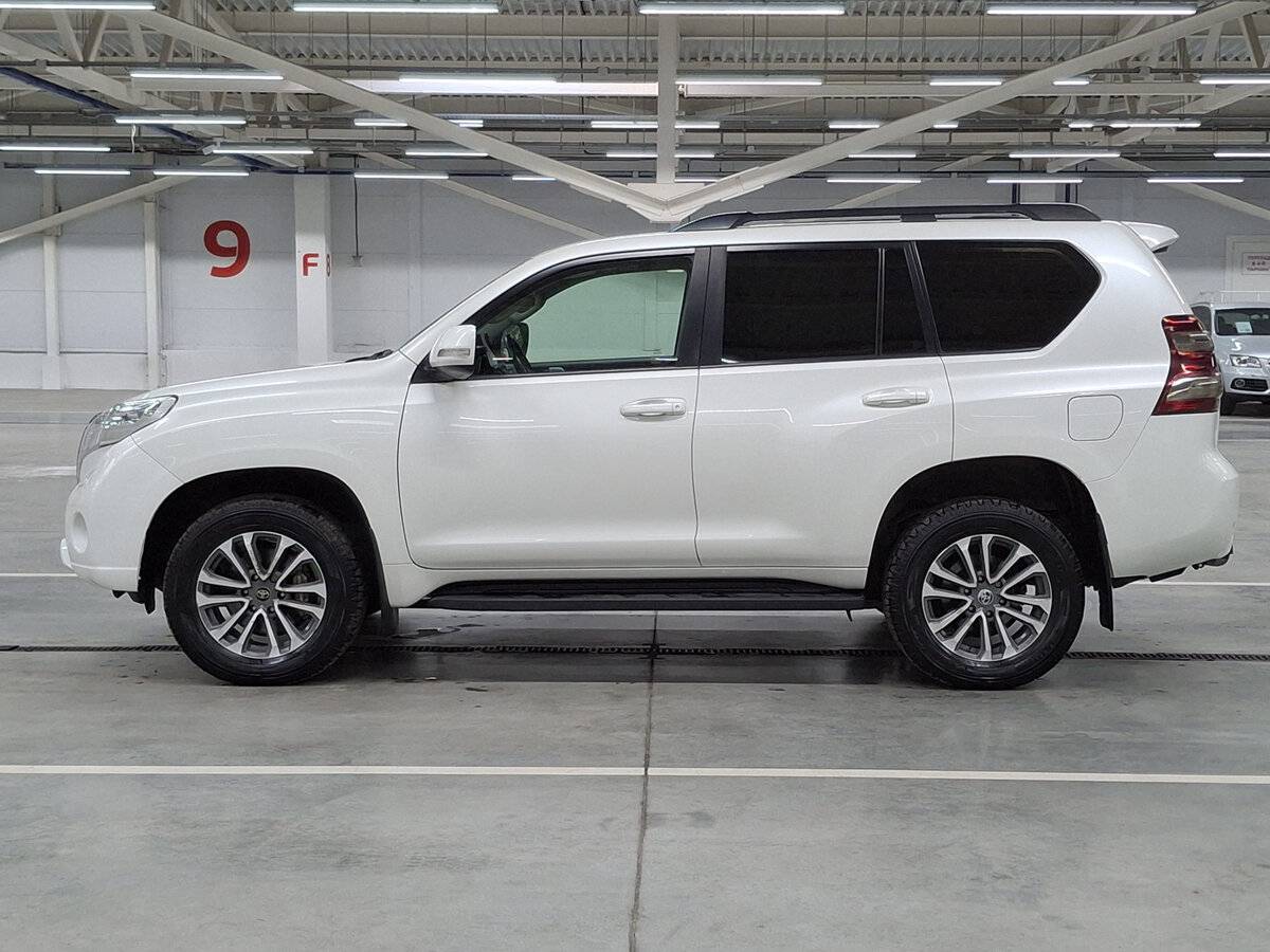 Toyota Land Cruiser Prado 150 Series Рестайлинг 1, 2014 Фото №5
