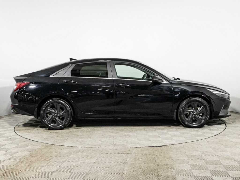 Hyundai Elantra, 2021 Фото №4