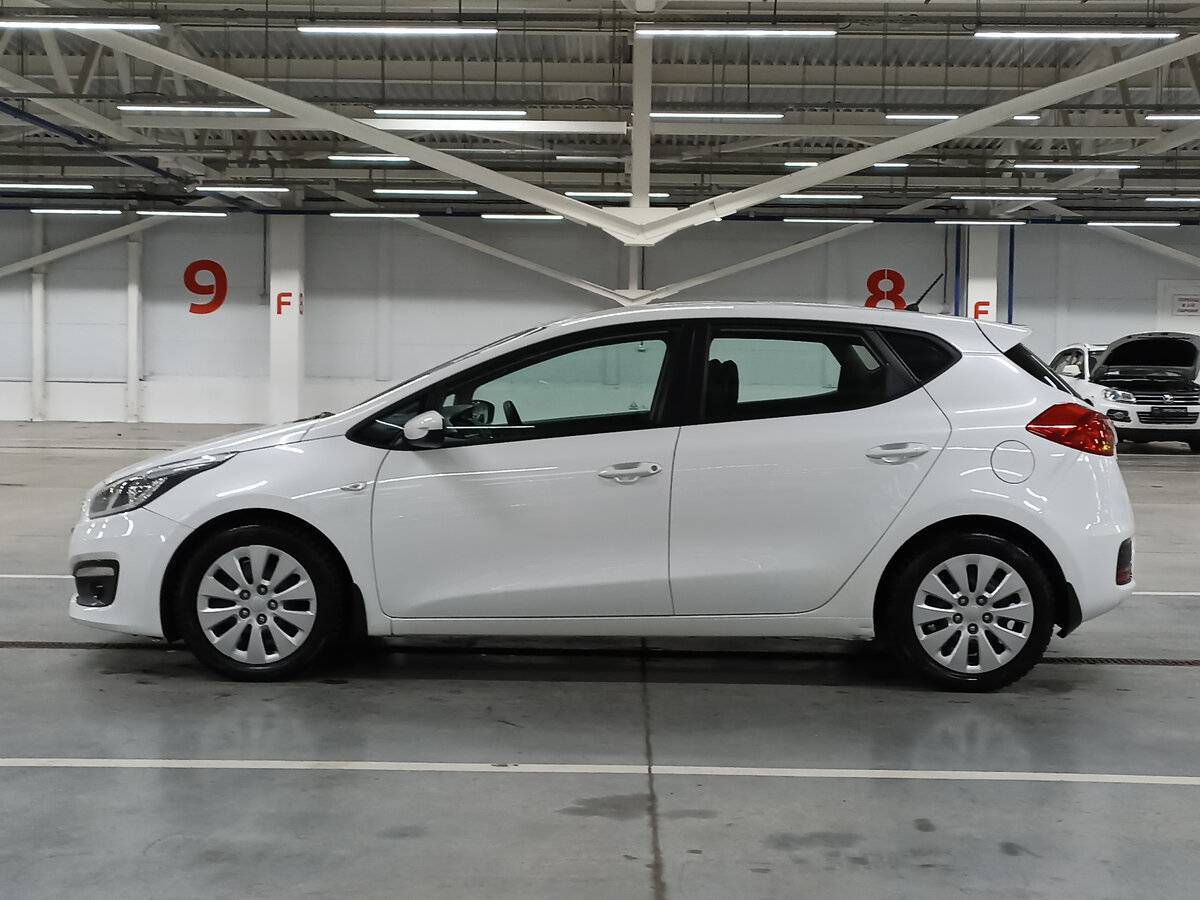 Kia Ceed, 2015 Фото №8