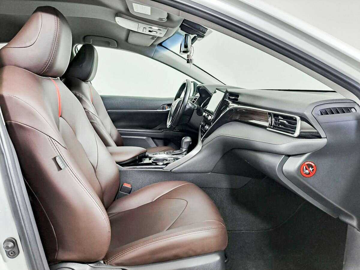 Toyota Camry, 2019 Фото №9